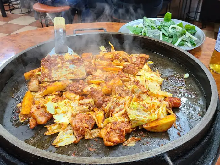 잘 익은 닭갈비