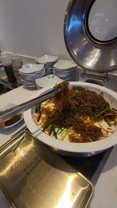 밥상천하 용인직영점에서 제공되는 잡채