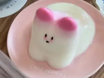 카페제니엘 울진 매화점의 귀여운 밀키냥 푸딩