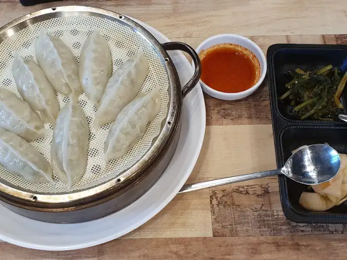 순천맛집가야밀면 쫄깃한 만두