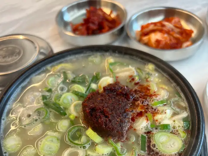 다랭이마을밥상 앞산의 맑은 국물 요리
