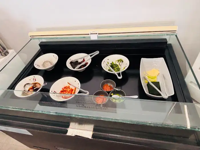 다랭이마을밥상 앞산의 정갈하게 준비된 반찬들