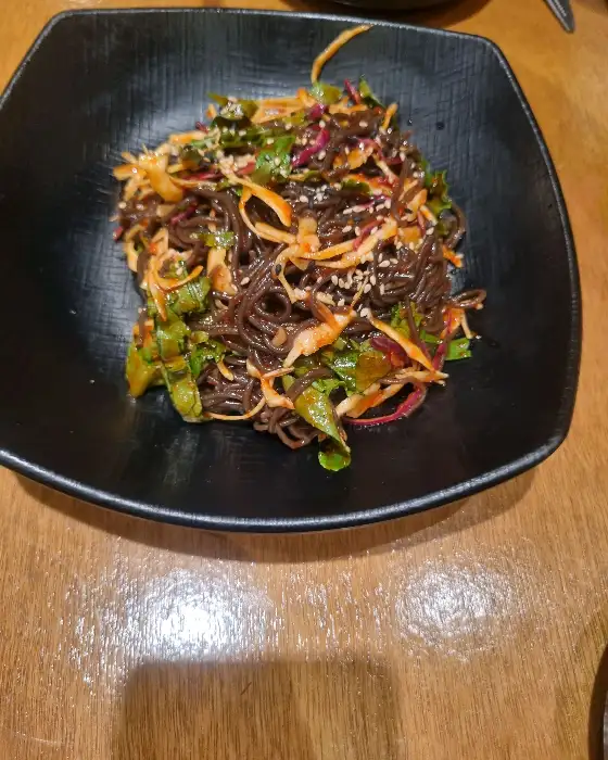 도야족발보쌈 남해점의 신선한 막국수