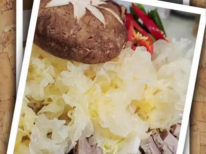 도하정 수육 전골의 다채로운 구성