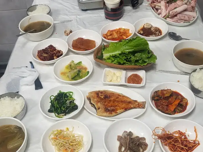 고흥 과역기사님식당의 푸짐한 한상차림