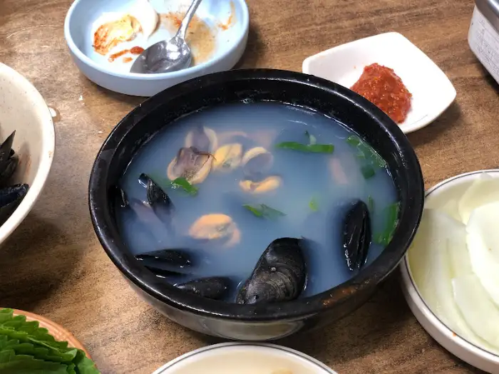 따뜻한 홍합탕