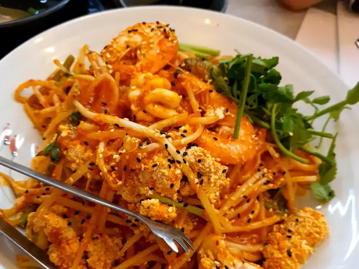 여간 좋은날 푸짐한 해산물과 매콤한 양념이 어우러진 아구찜
