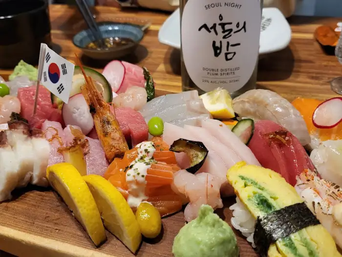 모듬회와 초밥 플레이트