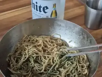인제막국수의 고소한 들기름 막국수 한 그릇