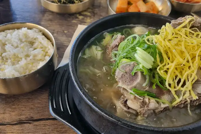 김프로냉면 왕만두