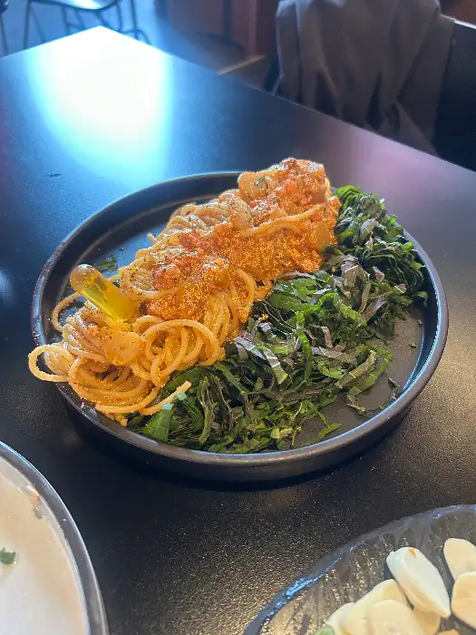 항정삼합과 육회김밥 플레이팅