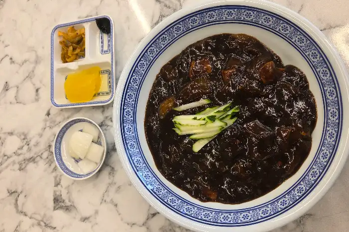 구레미식당 짜장면