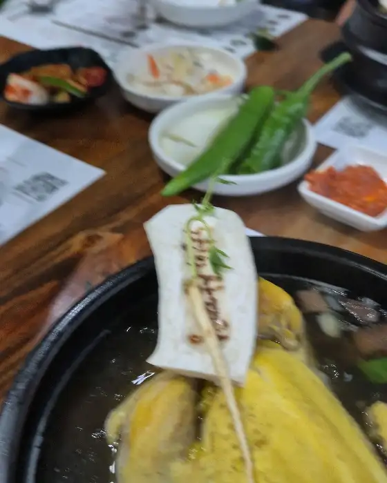 삼계탕과 곁들여 나온 밑반찬들