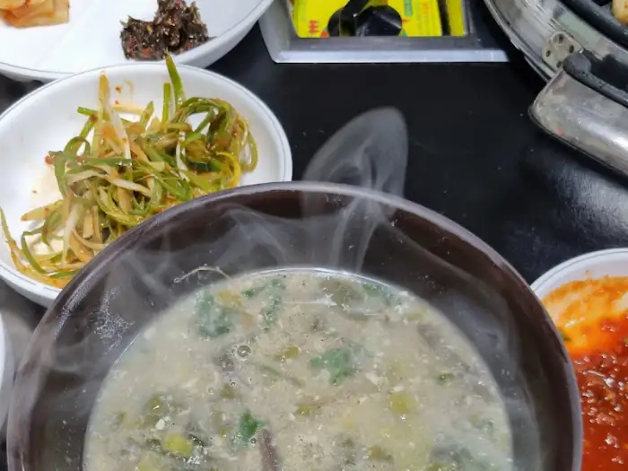 따뜻한 장어국