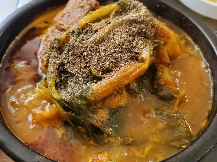 정식당 뼈다귀탕 스타일 국물