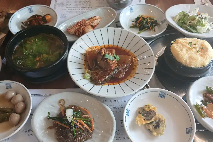 조선옥의 푸짐한 한상차림