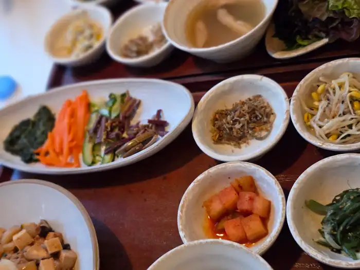 밥상 전체 모습