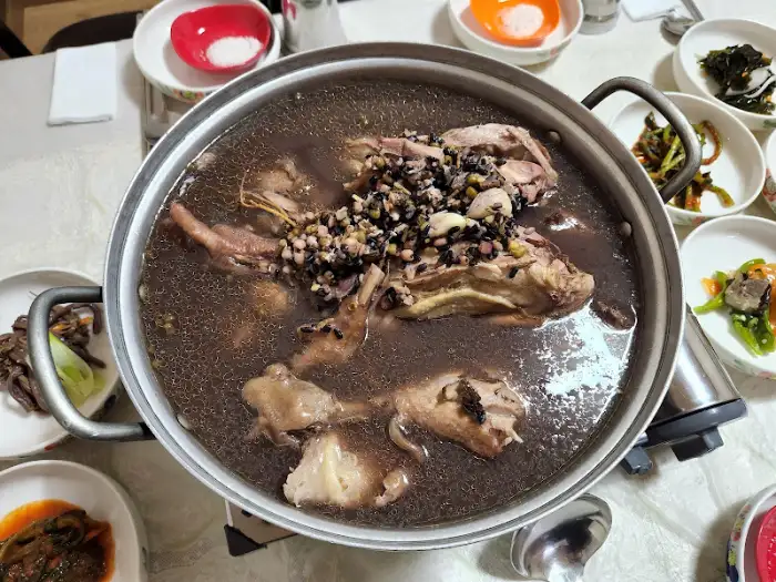 진안 수목원가든의 푸짐한 백숙 한상차림