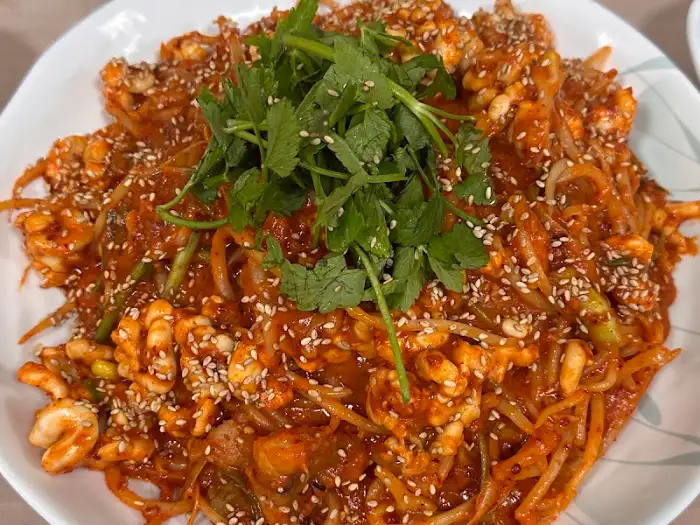 진주 찜고을 본점의 먹음직스러운 아구찜 전체 모습