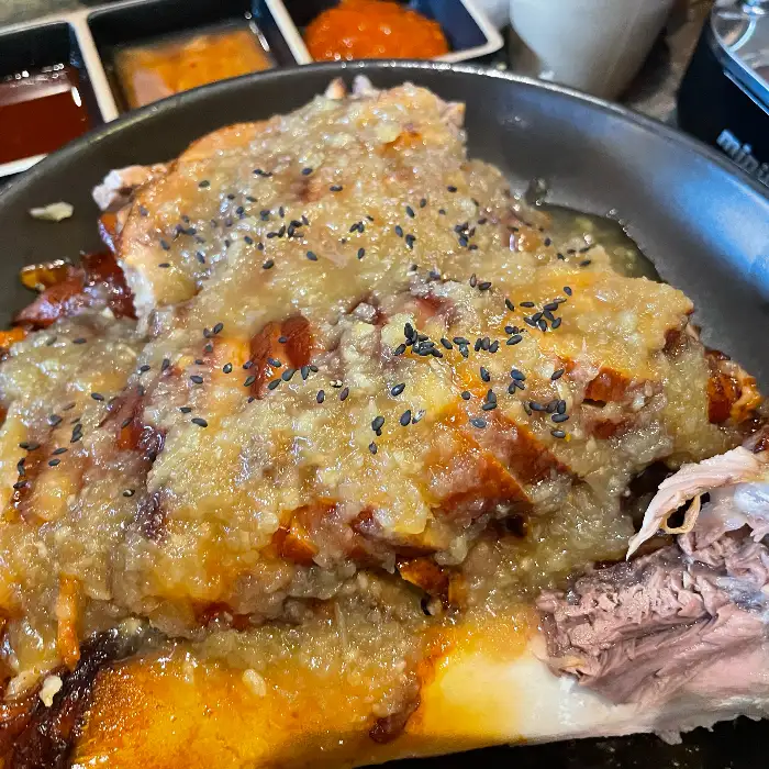 족발신선생 안산고잔점의 고르곤졸라 피자