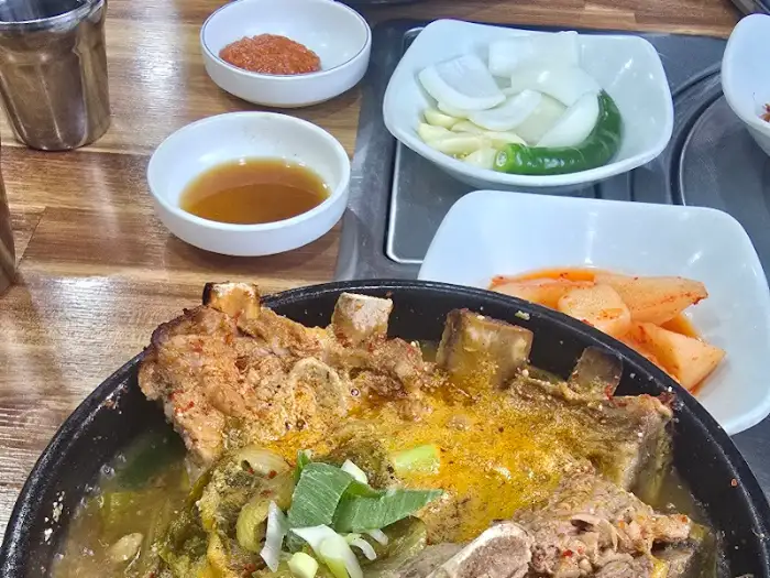 뼈해장국 상세