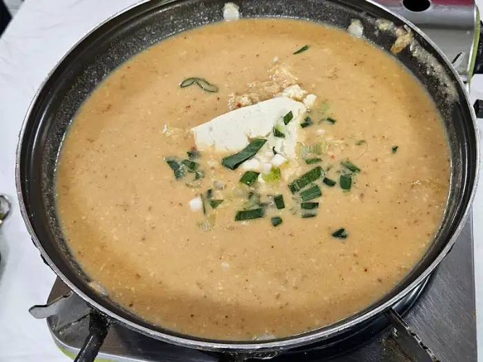 콩비지찌개 근접 사진