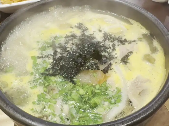 우동이 들어간 국밥