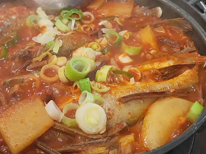 슴바람 식당 고사리 조기 조림