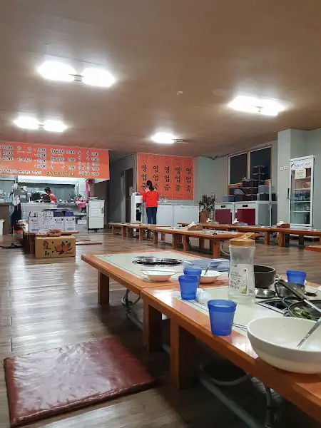 이복주원조가오리 군위점 내부 모습