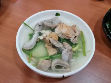 마산 아구찜거리의 맑은 국물 아구 내장 요리