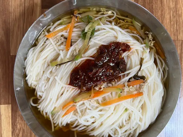 오뚜기식당 국수 위에서 본 모습