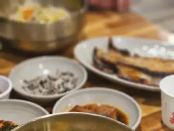 미가담 고등어 구이와 반찬
