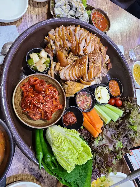 삶는족족 시그니처 족발 플레이트