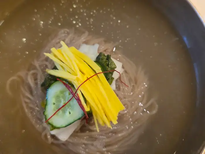 송추가마골 본관 갈비탕의 먹음직스러운 비주얼