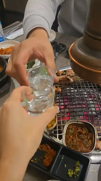 따뜻한 국물이 일품인 된장찌개